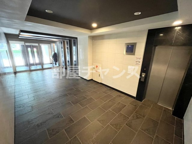 プレサンス久屋大通公園エアリーのロビー