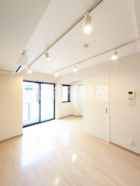 豊島区西巣鴨３丁目の賃貸マンションの居間・リビング
