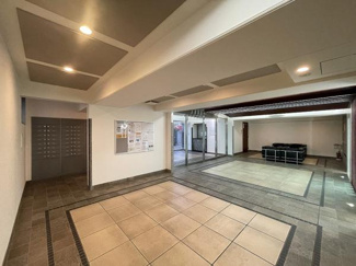 【エントランス】 | エスリード京都山科セミリア | ロビー