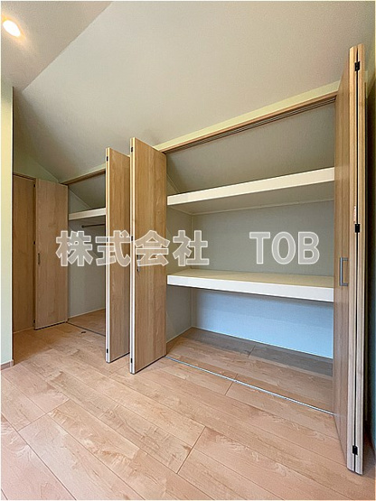 【収納】 | 杉並区松庵１丁目戸建 | 2F　洋室7.5帖　収納※クリーニング完了前※