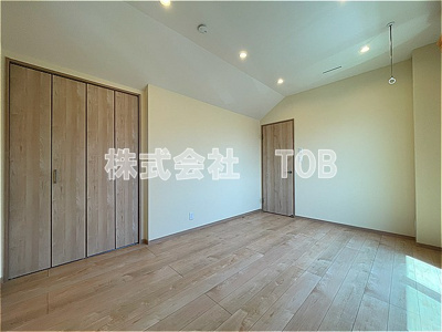 【洋室】 | 杉並区松庵１丁目戸建 | 2F　洋室7.1帖※クリーニング完了前※