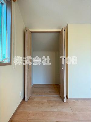 【収納】 | 杉並区松庵１丁目戸建 | 2F　洋室7.1帖　収納　※クリーニング完了前※