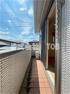【バルコニー】 | 杉並区松庵１丁目戸建 | 2F　洋室7.1帖　バルコニー※クリーニング完了前※