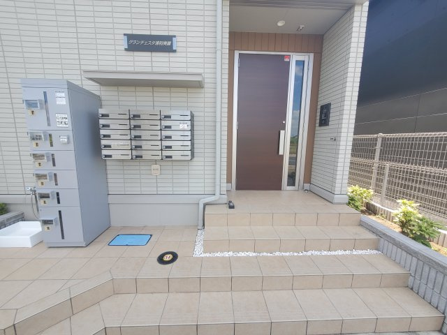 グランチェスタ浦和美園のエントランス|清潔なエントランスです