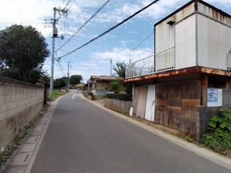 【前面道路含む現地写真】