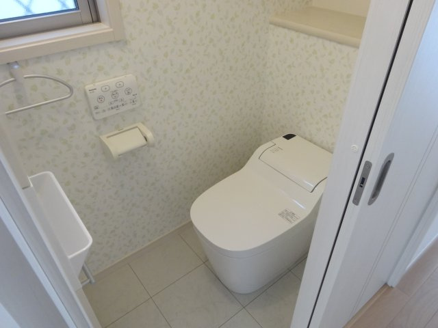 御殿山２丁目貸家のトイレ