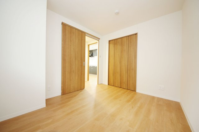 エスティヒルズの洋室