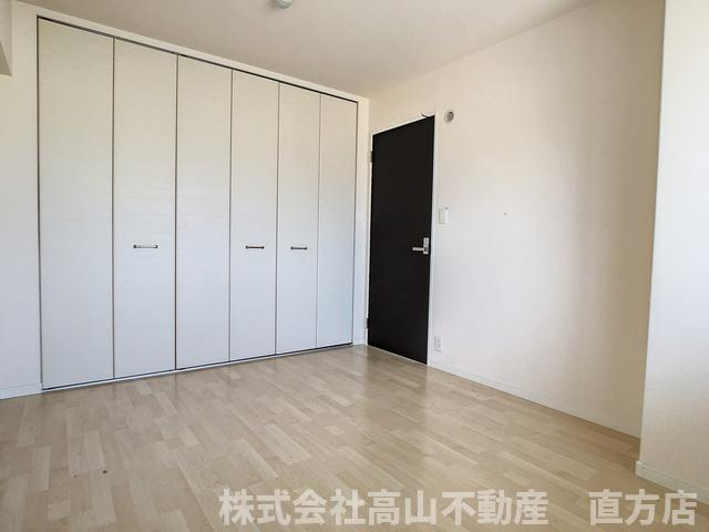 直方市須崎町の賃貸マンションの洋室