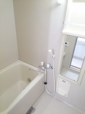 パレクロスロードＢの浴室|バス
