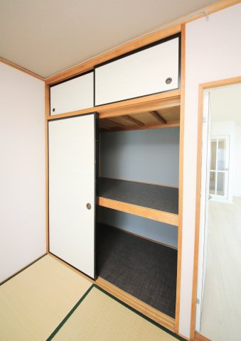 コスモタウンの収納