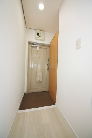 コスモタウンの玄関