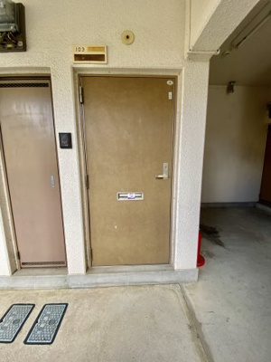 【玄関】 | コーポラスかなや