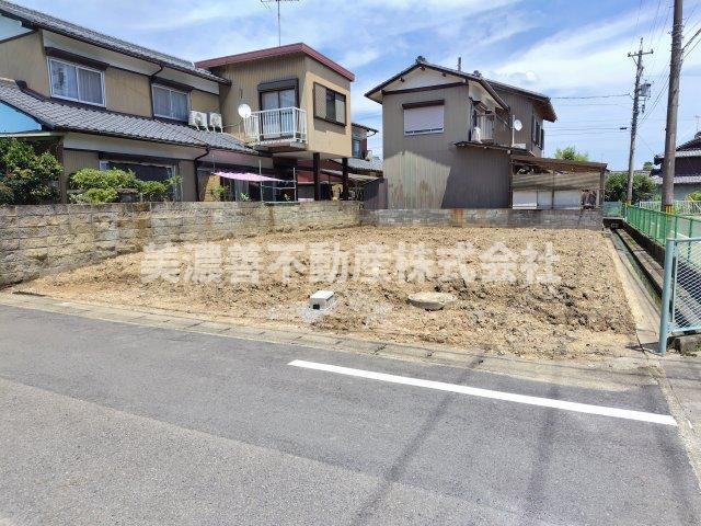 ６３７６３　岐阜市石原土地の外観