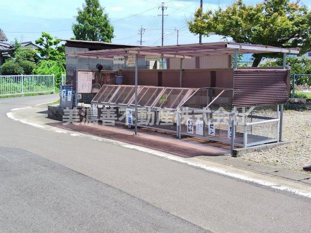 ６３７６３　岐阜市石原土地の周辺