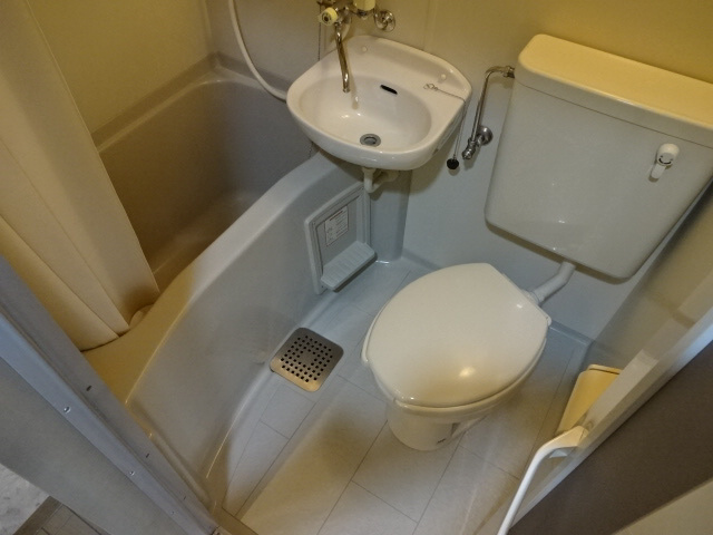 シエスタ姫路の浴室