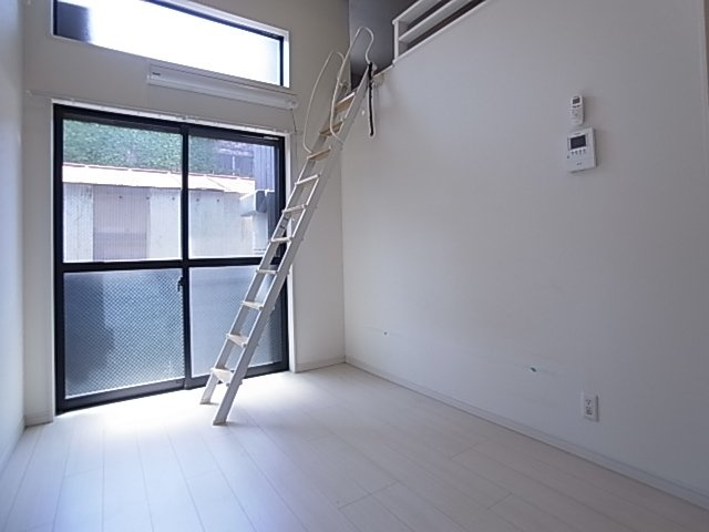 神戸市長田区久保町７丁目のアパート