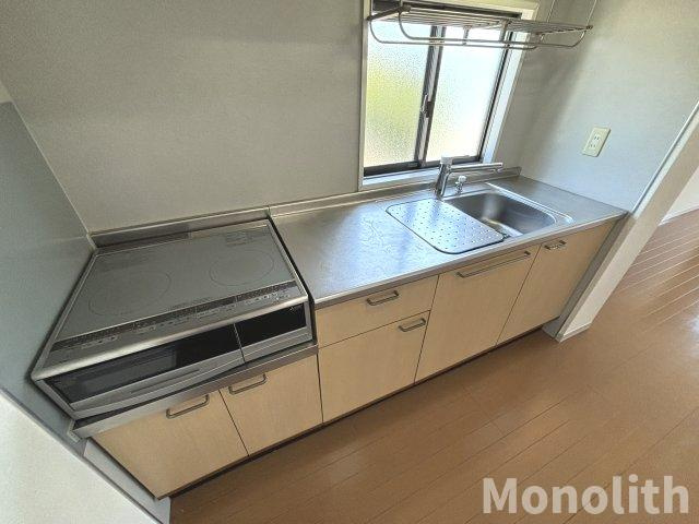 記念石台Bのキッチン
