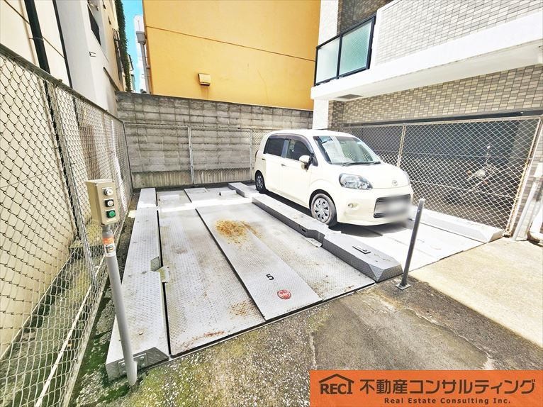 エスリード六甲の駐車場