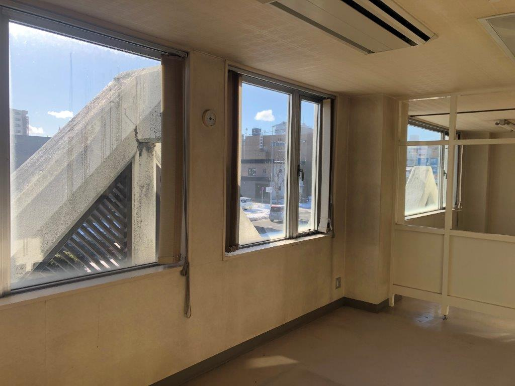 旭町　店舗・事務所用　RC造　2階建てのその他|2F東中の部屋南方向