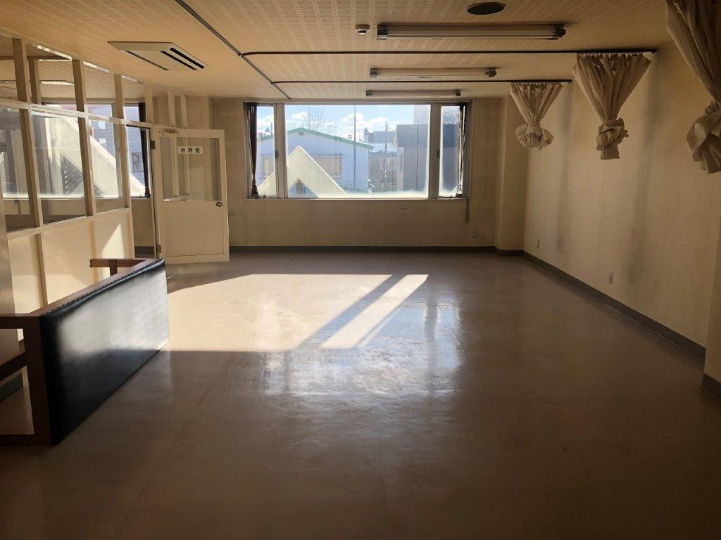 旭町　店舗・事務所用　RC造　2階建てのその他|2F西中の部屋　南方向