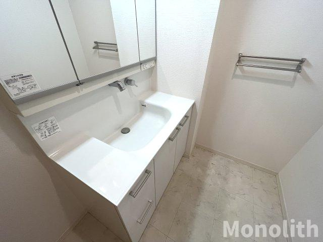 シャーメゾン竹城庵の独立洗面台