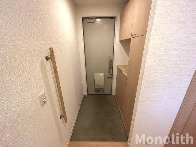 シャーメゾン竹城庵の玄関