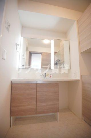 K・Tellus（ケー・テルース）の洗面所