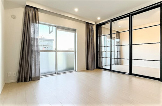 【居間・リビング】 | 川口第一ローヤルコーポ