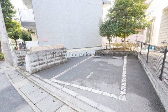 春日の駐車場