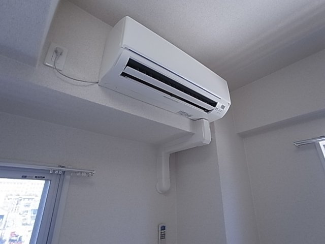神戸市兵庫区下沢通８丁目の賃貸マンションの設備|エアコン