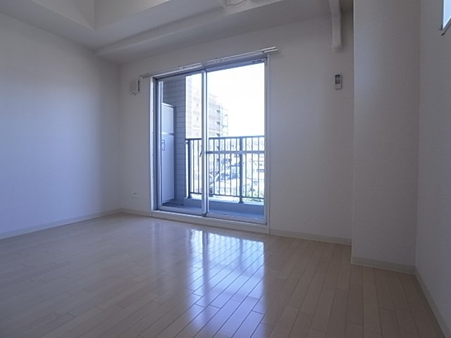 神戸市兵庫区下沢通８丁目の賃貸マンション