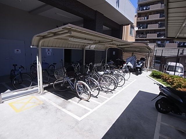 神戸市兵庫区下沢通８丁目の賃貸マンション