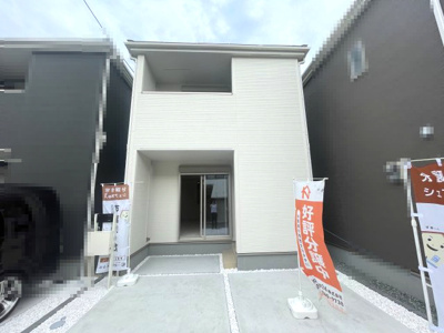 【外観】 | 堺区緑ヶ丘北町4丁新築戸建て | お車２台駐車可能です。