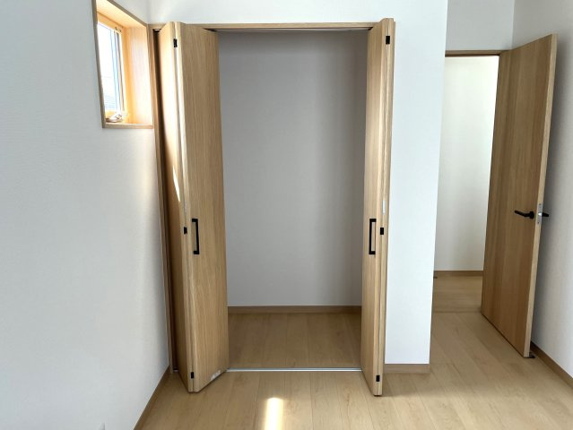 金光町佐方戸建ての収納