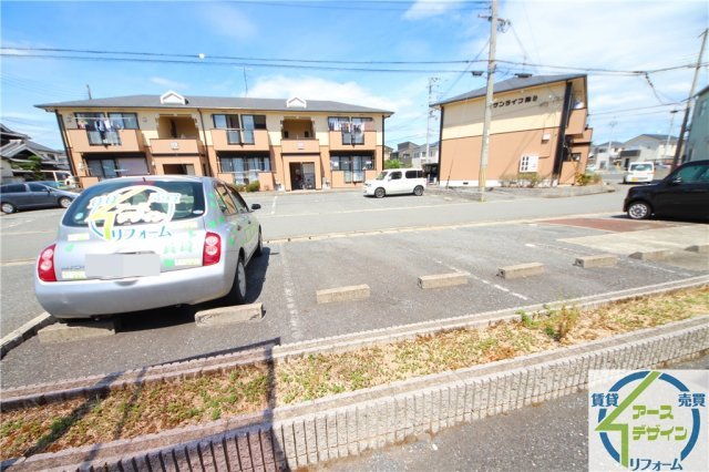 サンライフ雅の駐車場|駐車場です。