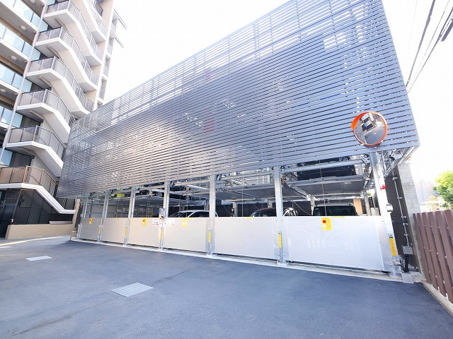 シエリア西大寺の駐車場