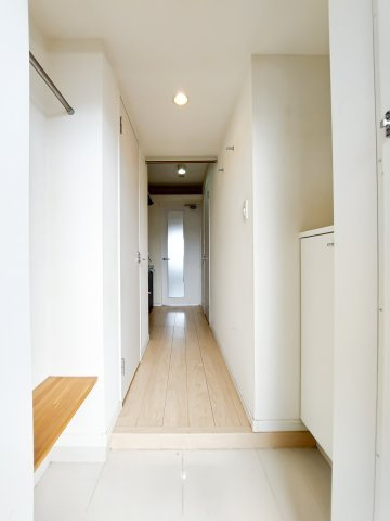 サヴォイ　ル・パシフィーク　14階の玄関|現状優先になります。