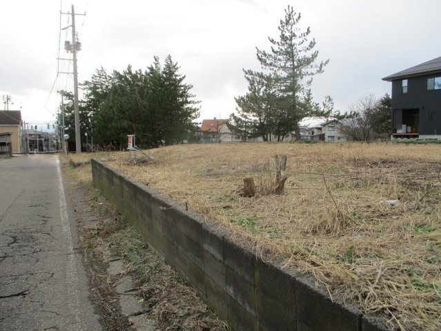 下小船津浜　住宅建設用地の前面道路含む現地写真