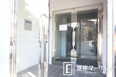 【エントランス】 | チェリーフォート