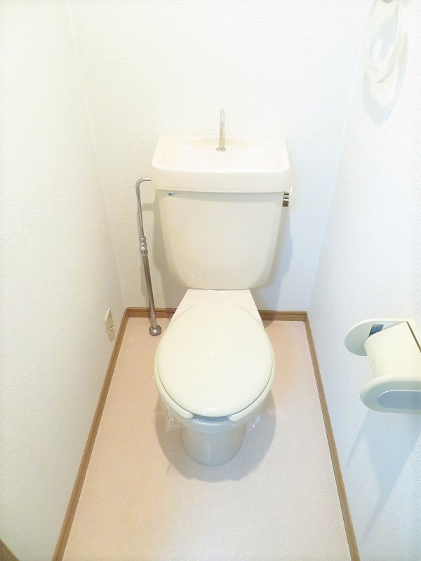 熊本市西区池田２丁目の賃貸マンションのトイレ