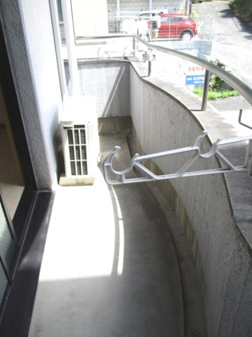 熊本市西区池田２丁目の賃貸マンションのバルコニー