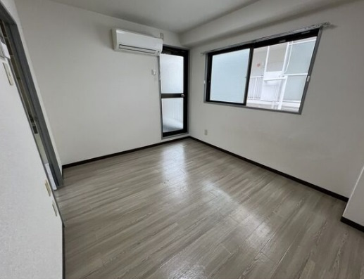 大阪市中央区粉川町の賃貸マンションの居間・リビング