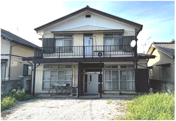 高崎市吉井町吉井　中古400の外観