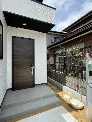 柏市しいの木台５丁目新築戸建（しいの木台８期）のエントランス|エントランス・玄関ポーチ