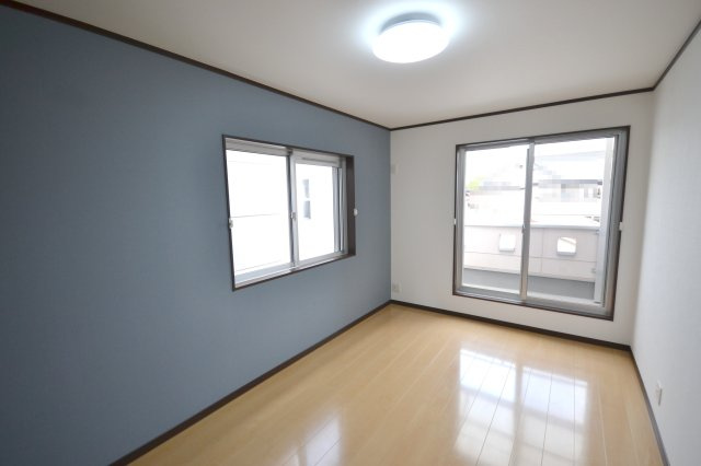 堺市北区百舌鳥梅町１丁の中古一戸建の洋室