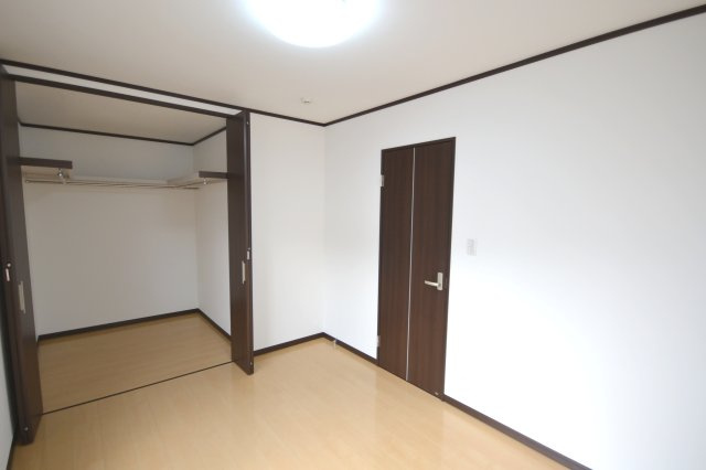 堺市北区百舌鳥梅町１丁の中古一戸建の収納