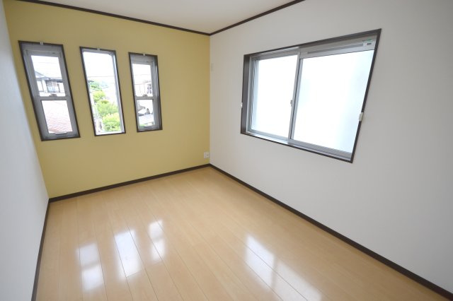 堺市北区百舌鳥梅町１丁の中古一戸建の洋室