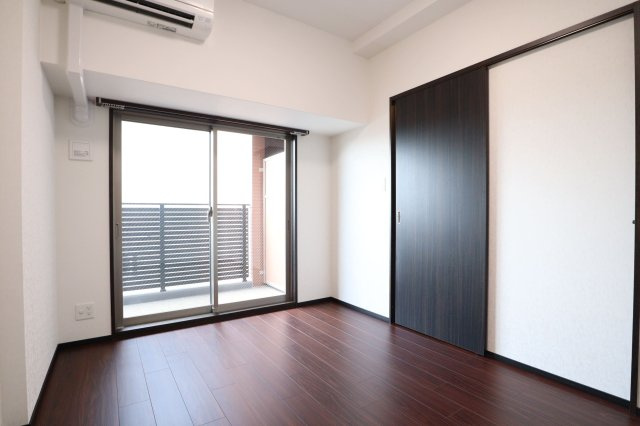 プレジオ新大阪EUROの洋室