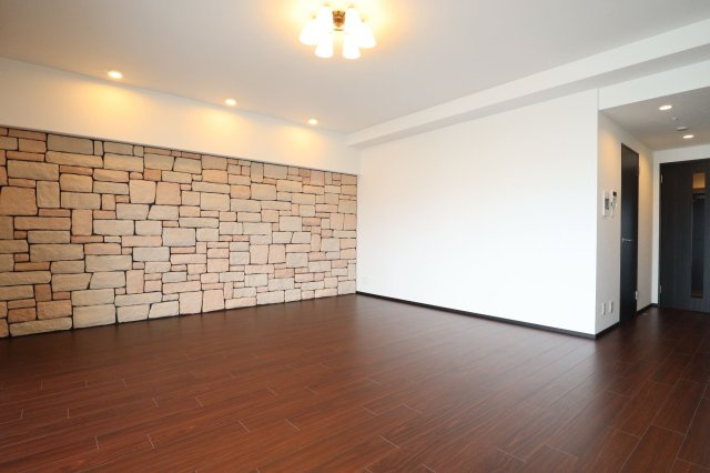 プレジオ新大阪EUROの居間・リビング