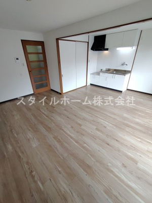 【居間・リビング】 | グリーンロード草間